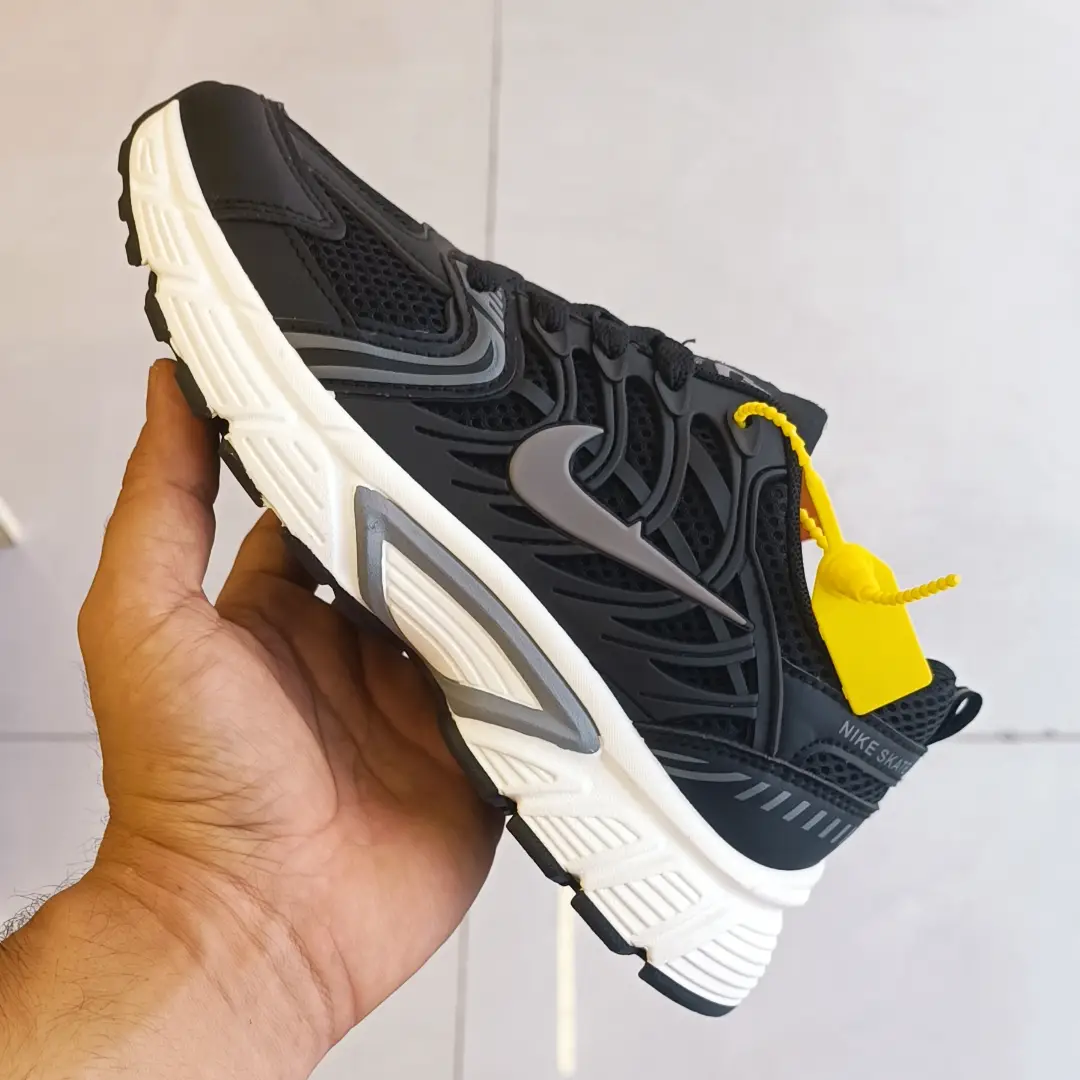 کفش نایکی V5k RNR